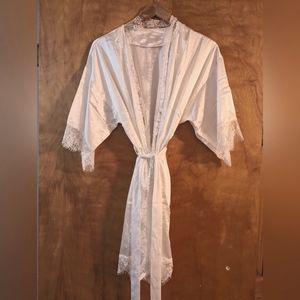 VTG Satin/Silk Robe